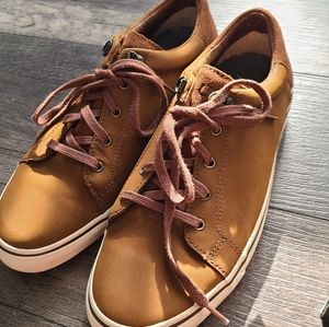 UGG Men Shoe